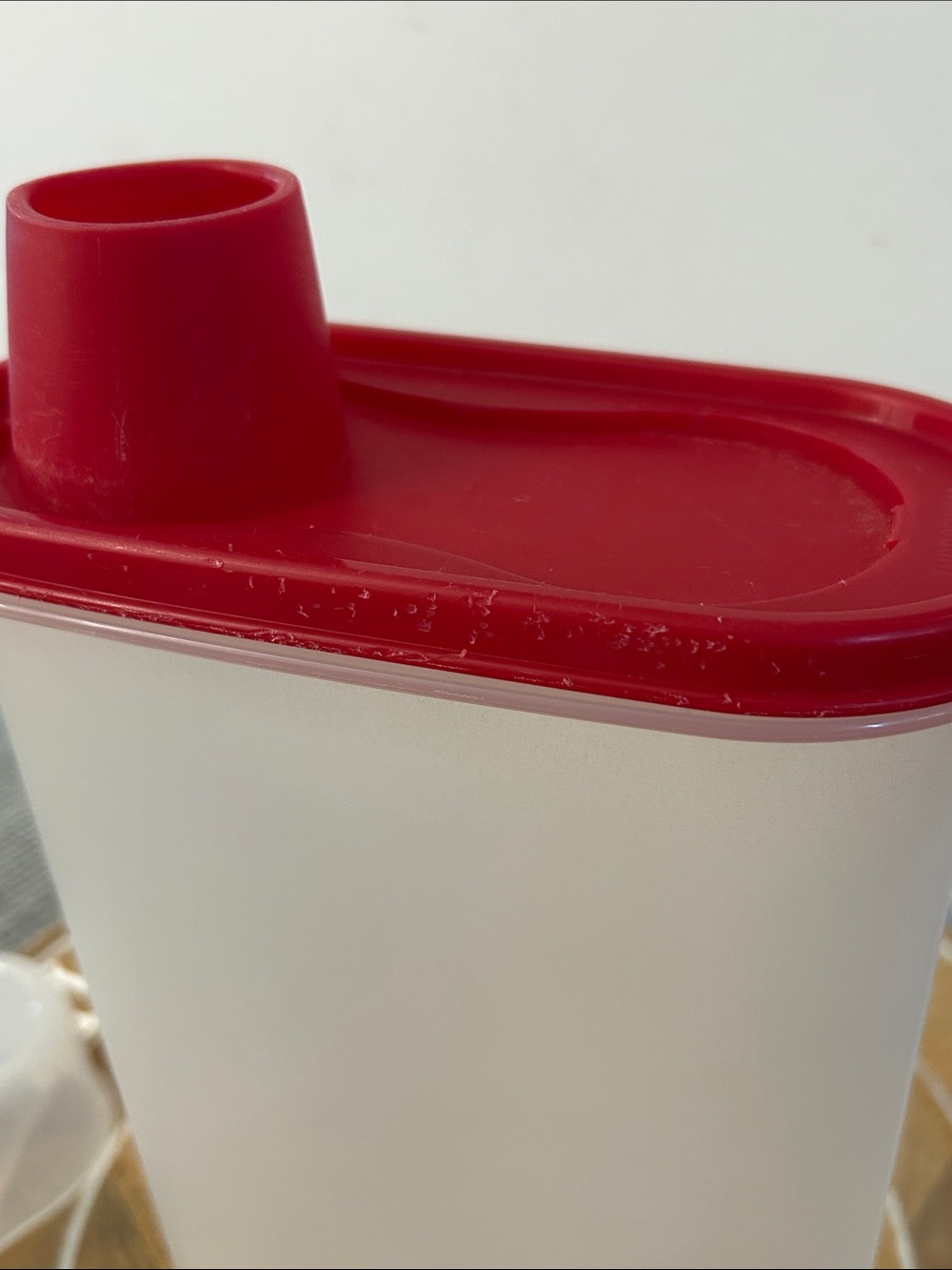 Tupperware modular mates with pour spout red lid container number 4 - Picture 7 of 9